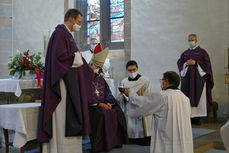 Beauftragung zu Lektorat und Akolythat in St. Marien, Volkmarsen (Foto: Karl-Franz Thiede)